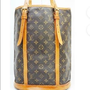 SALE❗️AUTHENTIC LOUIS VUITTON MONOGRAM BUCKET TOTE